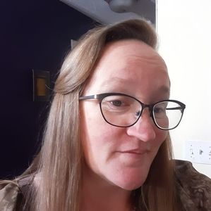 Meet your Posher, Lizzy